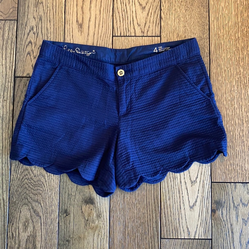 Lilly Pulitzer 5” Buttercup Scallop Hem Short